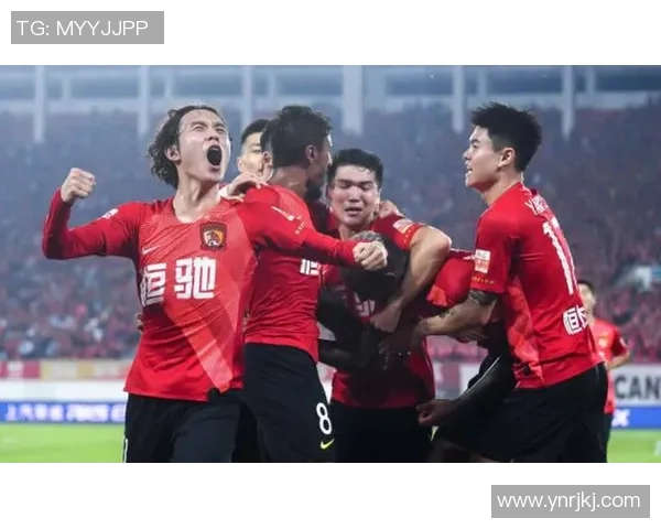 2017年恒大与东方足球队精彩对决回顾及赛季分析 2017年恒大与东方足球队精彩对决回顾及赛季分析