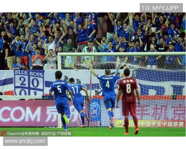 申花与山东鲁能泰山激战正酣谁能在这场巅峰对决中笑到最后 申花与山东鲁能泰山激战正酣谁能在这场巅峰对决中笑到最后